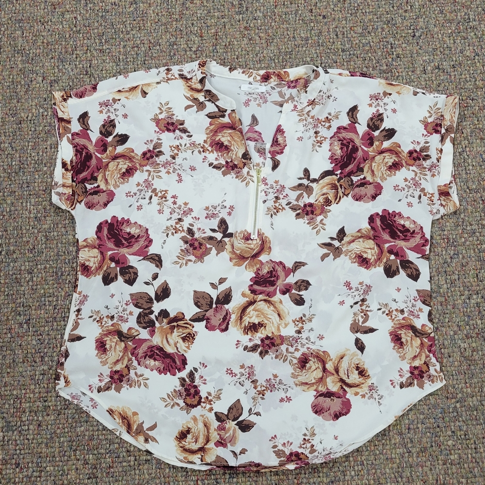 Maurices White Short Sleeve Blouse with Rose Print